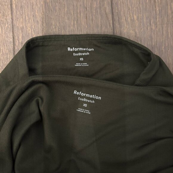 Reformation EcoStretch Workout Set - Picture 3 of 3